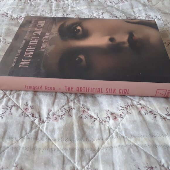 The Artificial Silk Girl: A Novel - Picture 2 of 6
